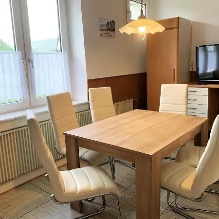 Apartment 3 Zimmerwohnung Mit Garten