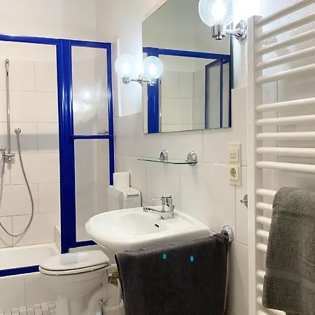 3 Zimmerwohnung Mit Garten *