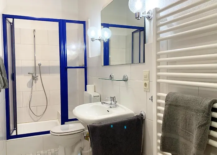 3 Zimmerwohnung Mit Garten *