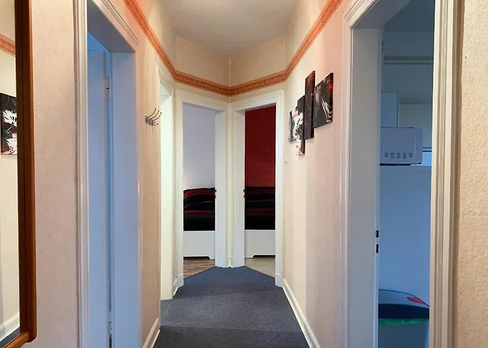 3 Zimmerwohnung Mit Garten شقة *